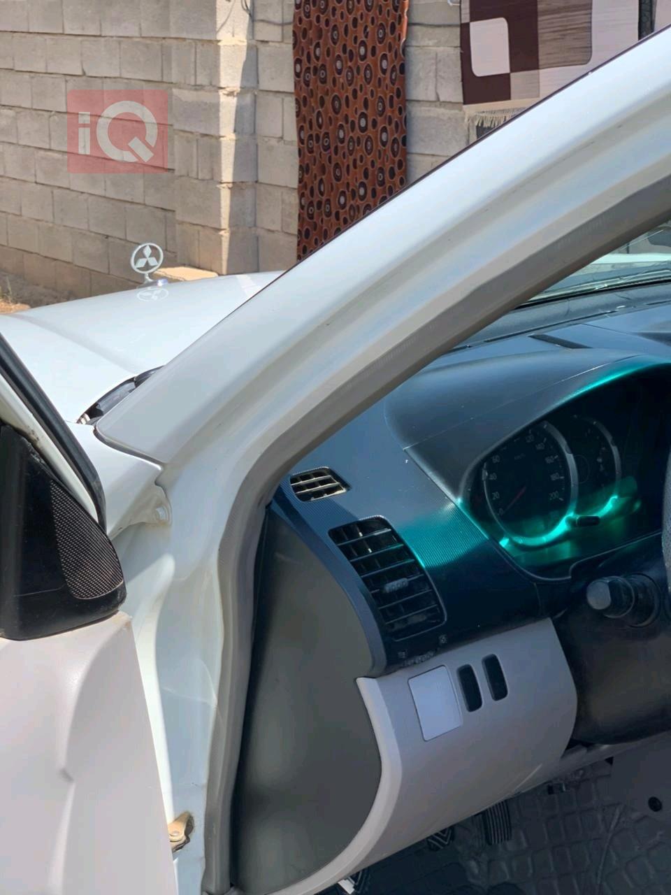 ميتسوبيشي L200